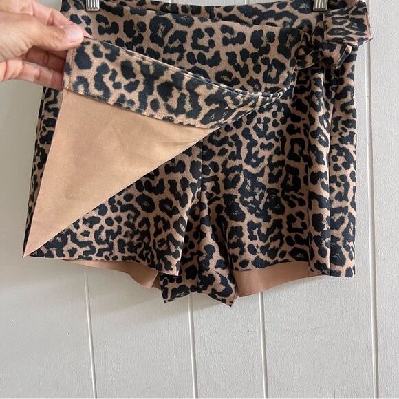 ZARA Animal Print Mini Skort - Picture 6 of 13